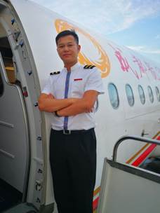 说明: 70AB3570-BEE2-469E-8BFA-E6BDA7813B1F-2502-000003ECA575298B_tmp